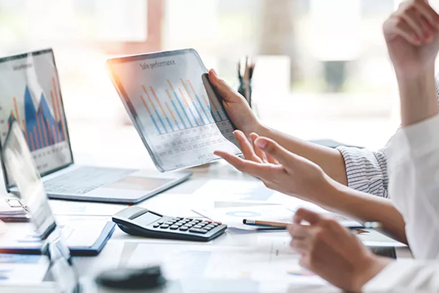 How Does an AI Assisted and Automated Software Help Streamline the Tender Response Process